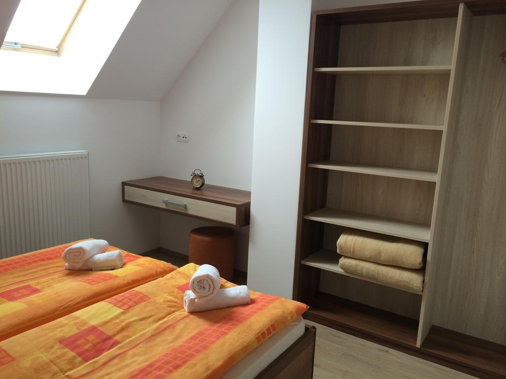 Apartmaji Kranjska Gora Zimmer foto