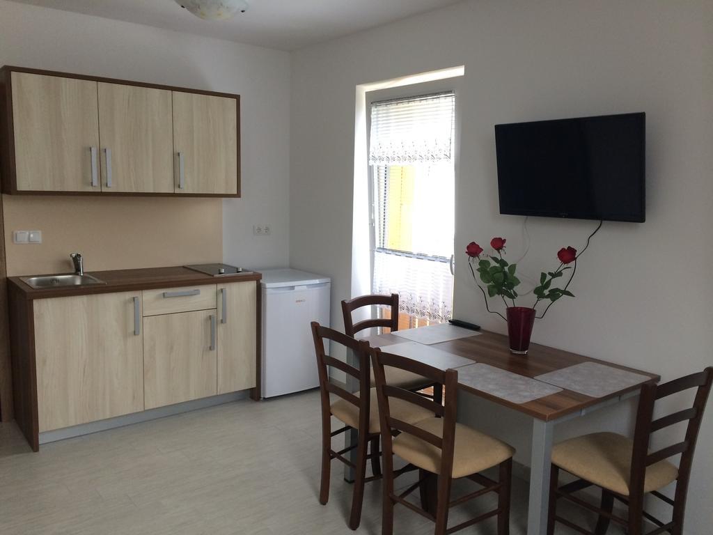 Apartmaji Kranjska Gora Zimmer foto