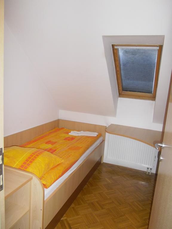 Apartmaji Kranjska Gora Zimmer foto